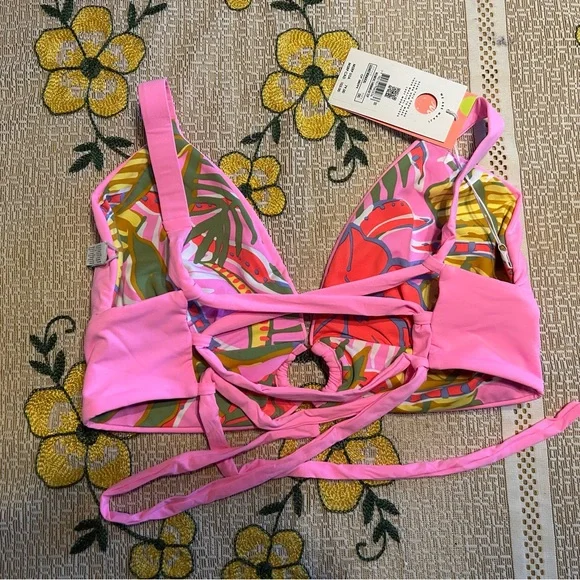 Maaji Pink Bikini top with Plunging V-Neck - Picture 10 of 12